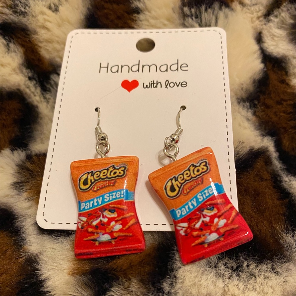 CHEETOS SNACK HANDMADE EARRINGS ❤️🔥 - Picture 3 of 4